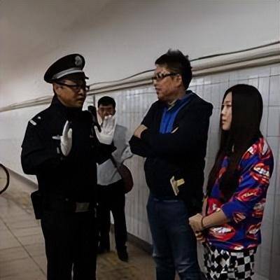 警惕!骗子扮官方客服热心服务,诱导下载APP盗刷存款,三省多人受害