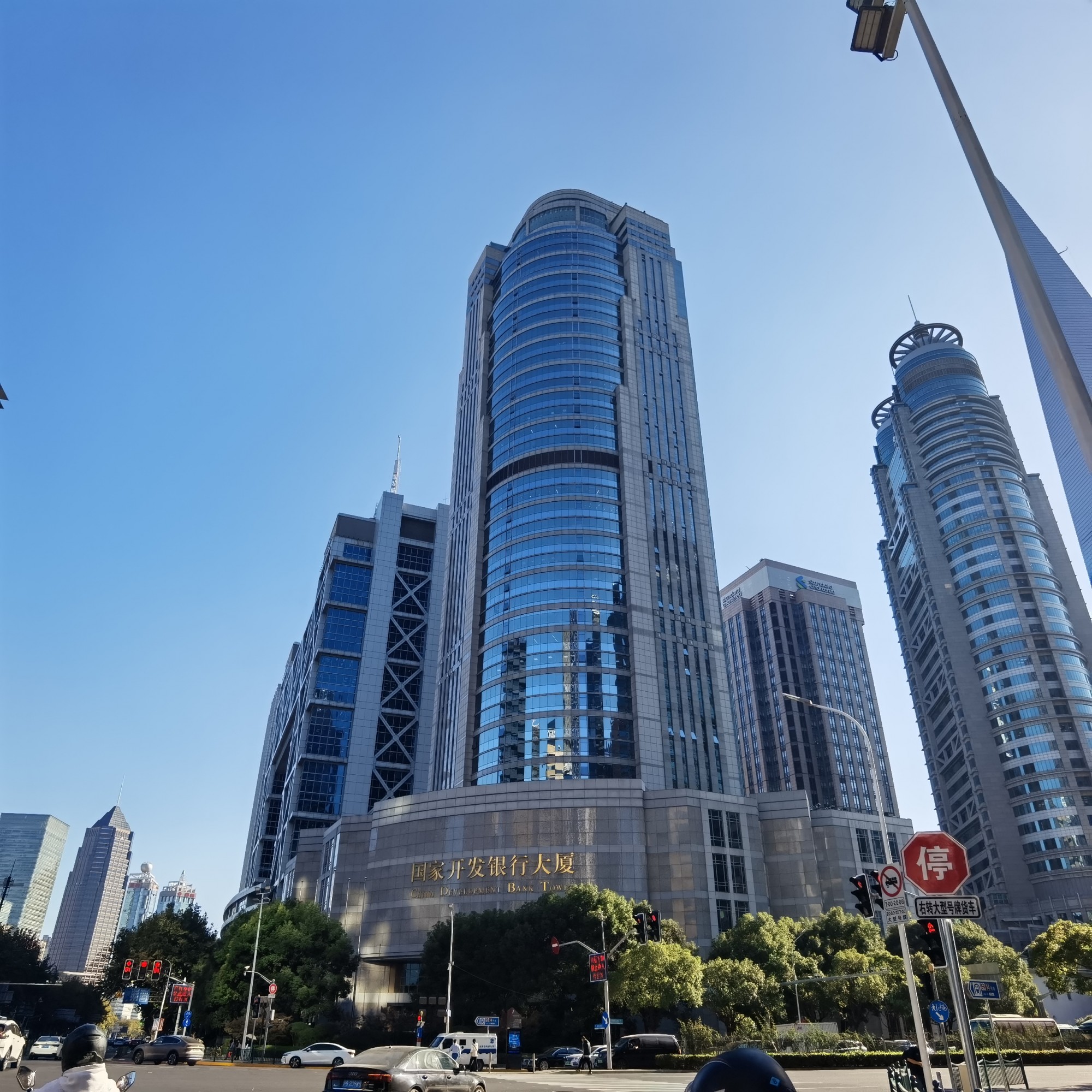 陆家嘴证券(陆家嘴证券属于什么档次) 陆家嘴证券(陆家嘴证券属于什么档次)