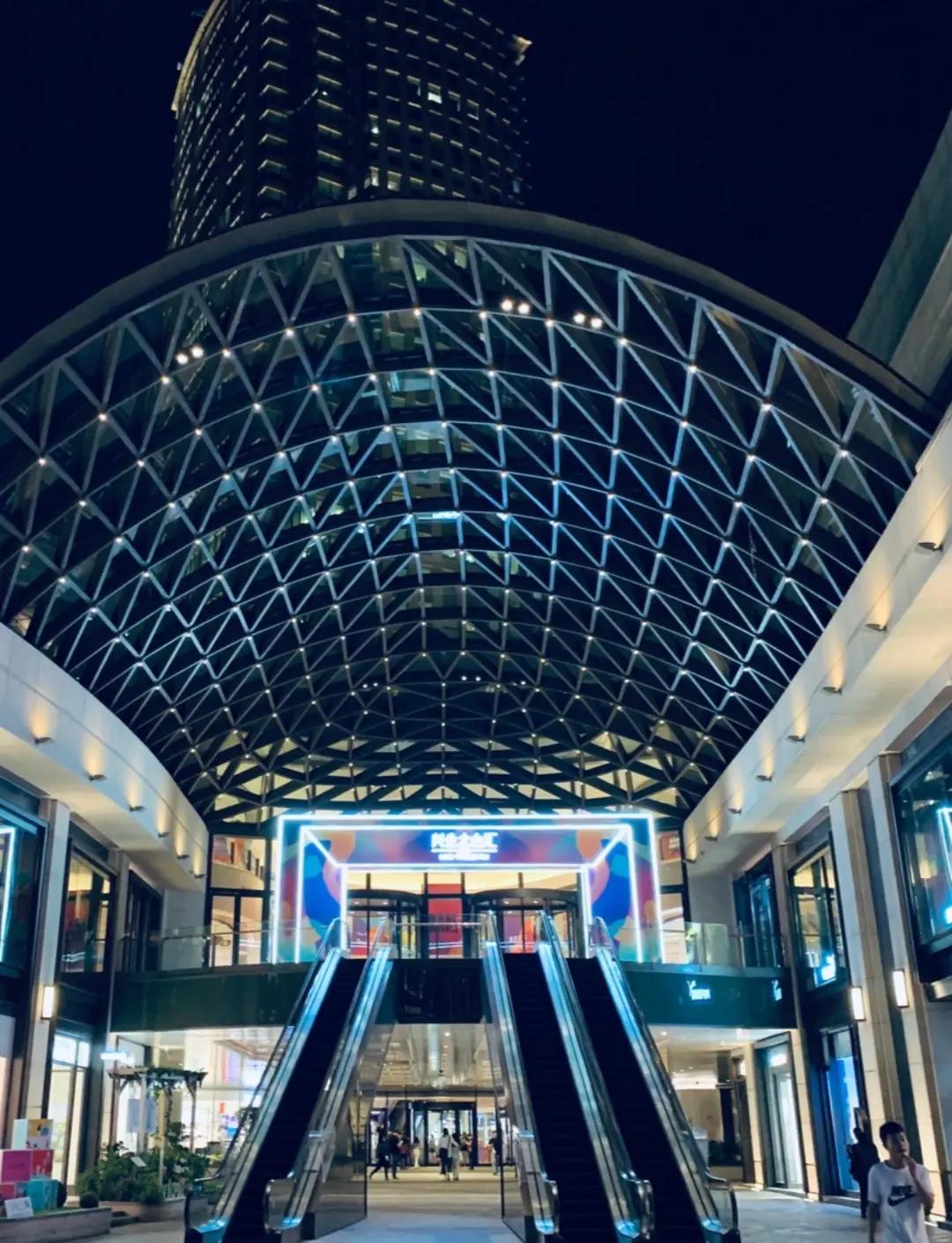 兴业证券上海总部(兴业证券上海总部叫夏天的)