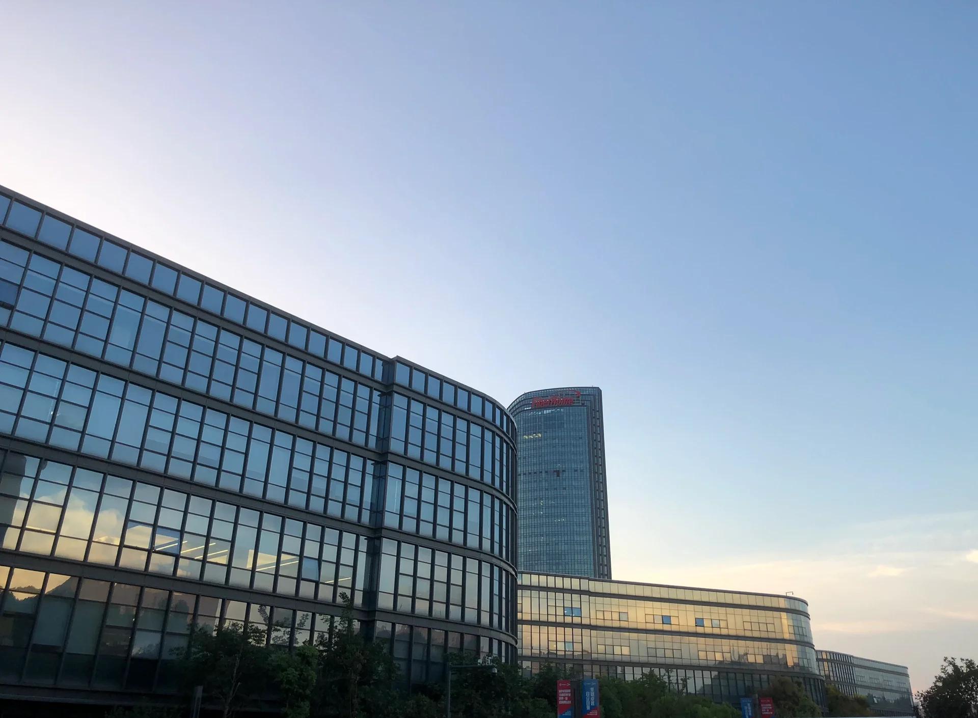 成都的证券公司(成都的证券公司还有柜台吗)